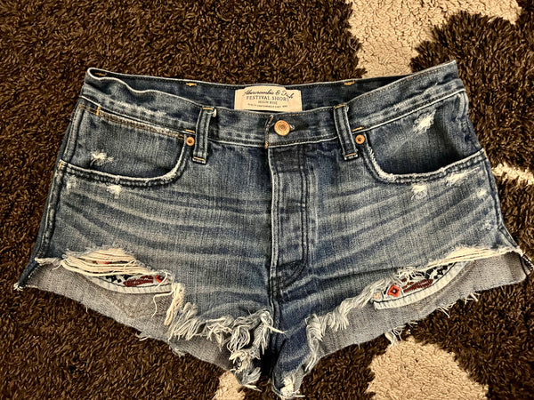 Abercrombie & Fitch Women High Rise Festival Jean Shorts Size 6