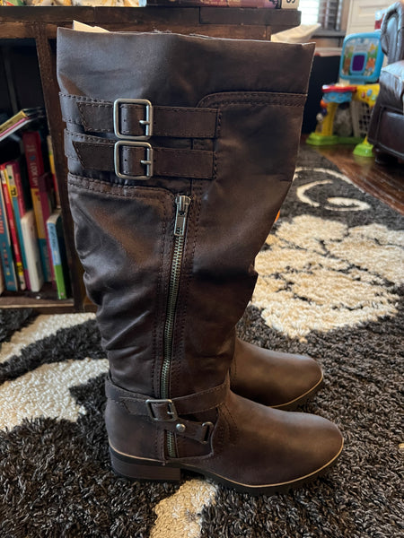 Women Brown Boots Size 7.5 New